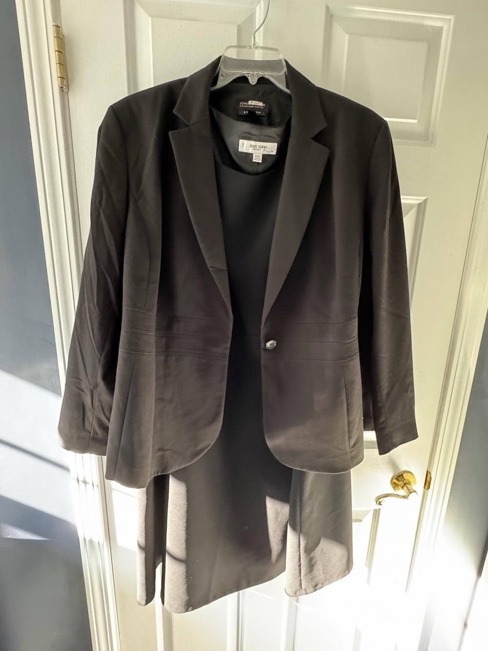 Jones New York Black Single-Button Women's dress suit
